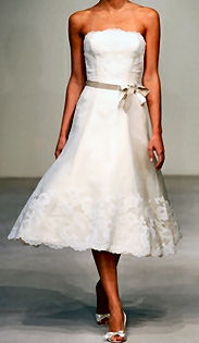 vera wang wedding gown white lace with satin ribbon knee high