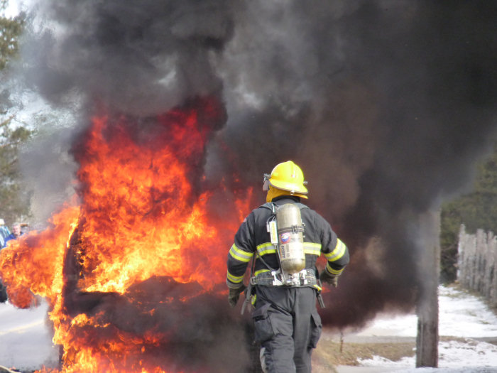 ford explorer engulfed in fire