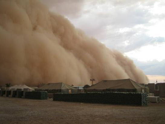 http://www.marshu.com/images-website/collection-pictures/iraq-sand-storm/iraq-sand-storm-5.jpg